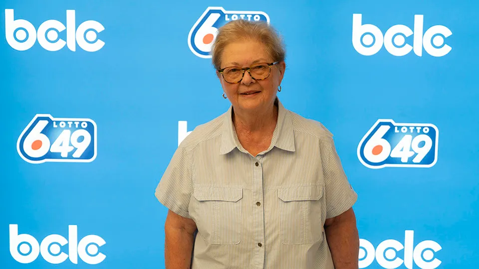 Surrey woman wins $5M from Lotto 6/49 ticket bought in Chemainus